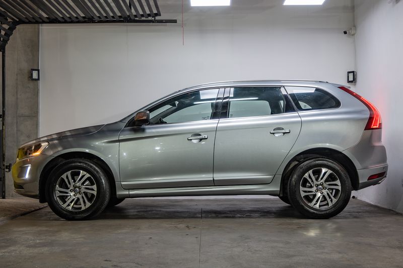 VOLVO XC60 T5 T 2015
