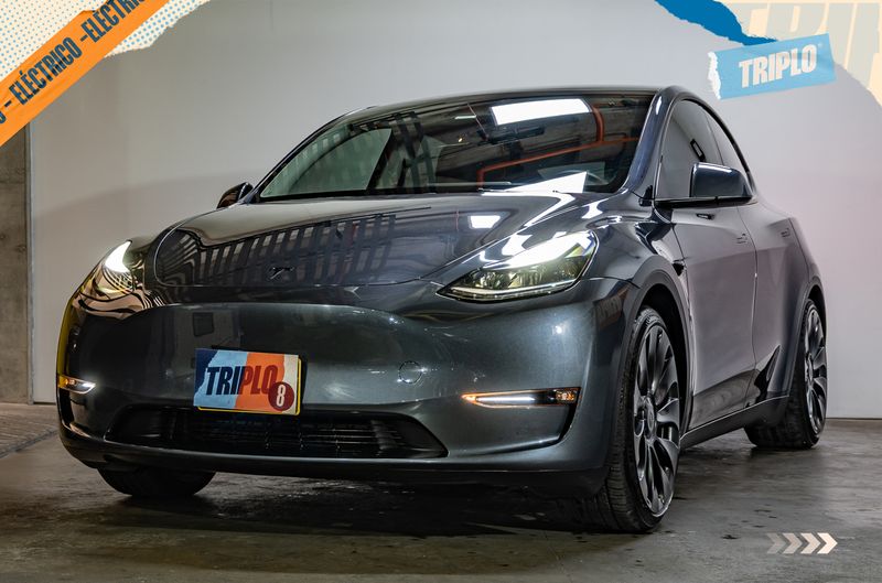 TESLA MODEL Y LONG RANGE PERFORMANCE 2023