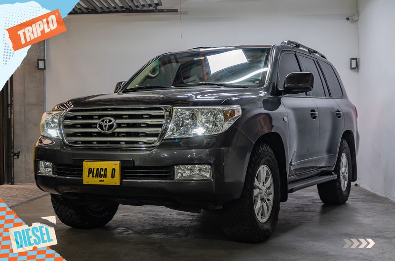TOYOTA LAND CRUISER 200 VXL V8 2010