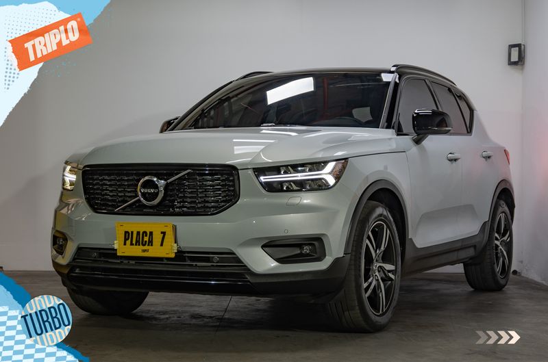 VOLVO XC40 T4 MOMENTUM T KL CR 2021