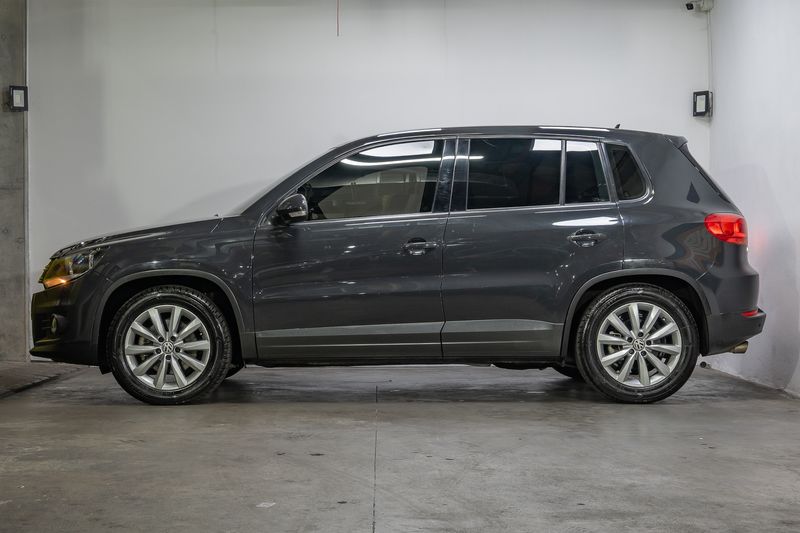 VOLKSWAGEN TIGUAN TREND & FUN T 2015