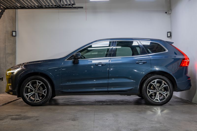 VOLVO XC60 B5 AWD MOMENTUM MHEV 2000CC T CR 2022