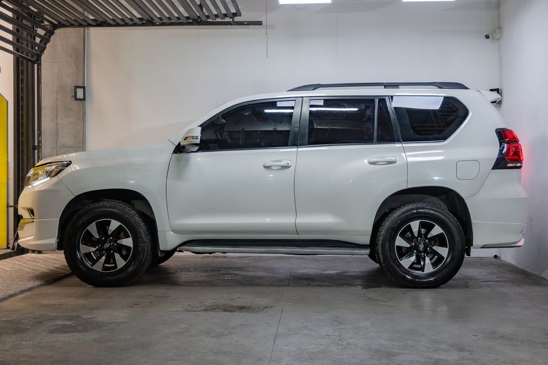 TOYOTA PRADO TX 2012