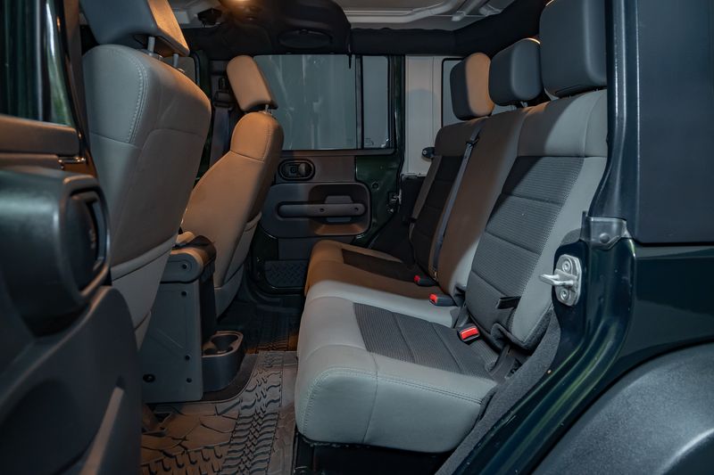 JEEP WRANGLER UNLIMITED 2010