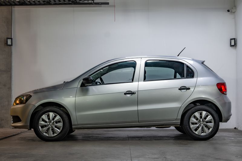VOLKSWAGEN GOL HATCHBACK POWER DH 2013